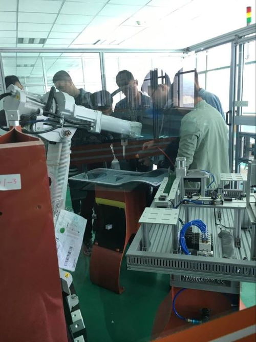 機(jī)電工程系點(diǎn)對(duì)點(diǎn)服務(wù)，精準(zhǔn)賦能企業(yè)技術(shù)升級(jí)